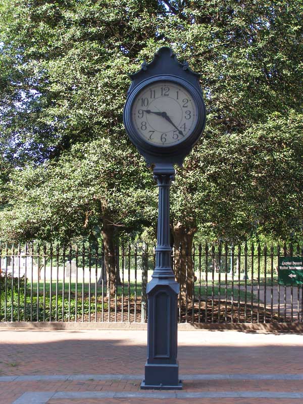 Darden Garden Clock